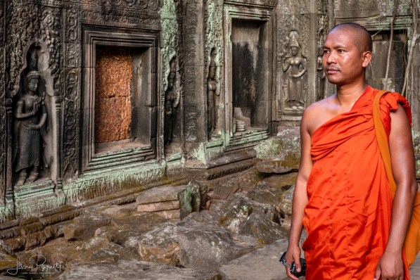 dcs 1421 ta prohm monk copy