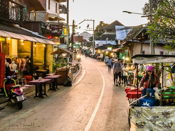 IMG 0152 pai walking street